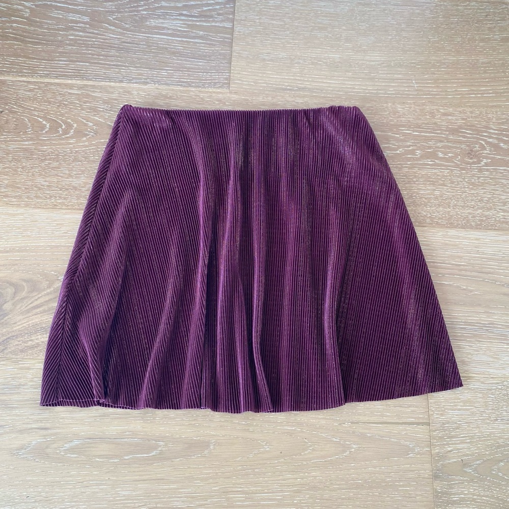 BCBGeneration Burgundy Mini skirt, XS - Picture 4 of 7